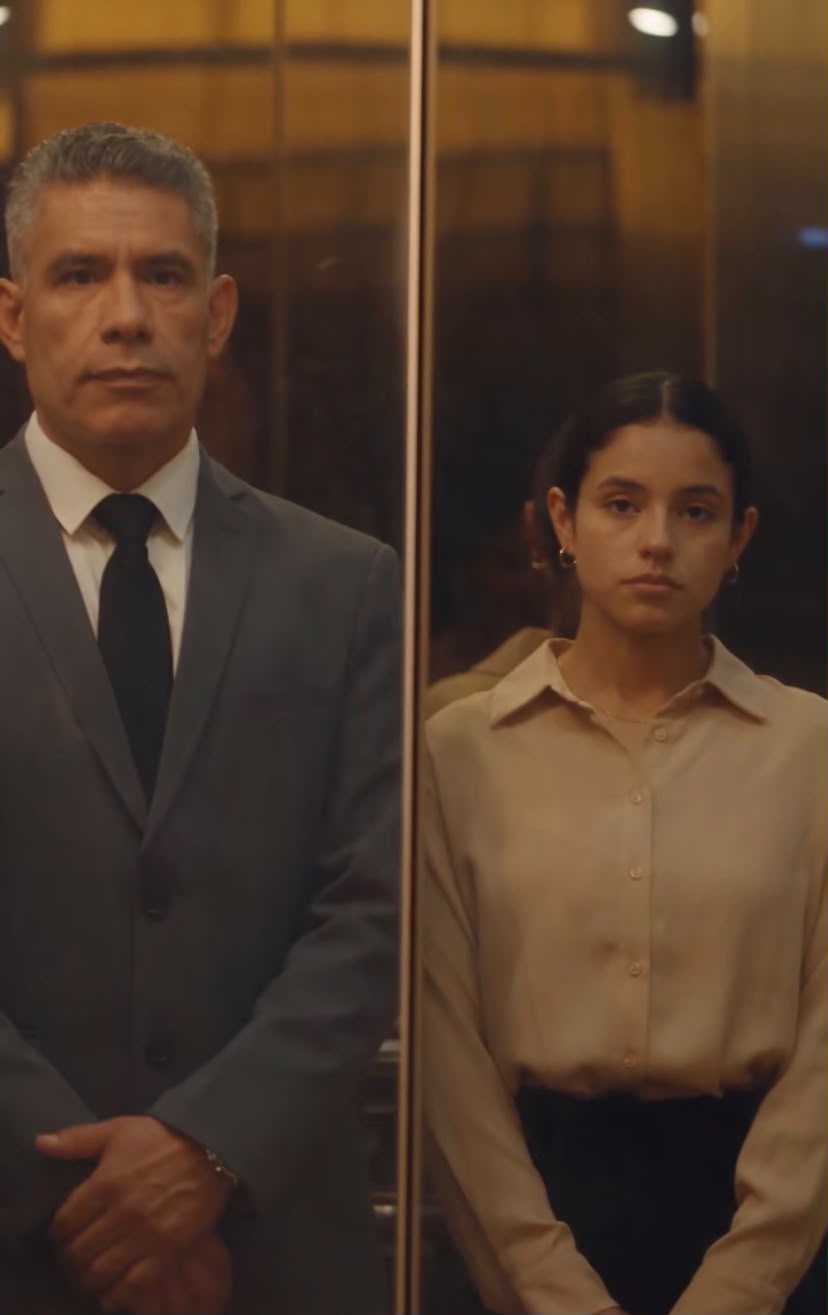 “LA CHICA HUMILDE ERA UNA DE LAS PROPIETARIAS DEL HOTEL – PARTE 2”,