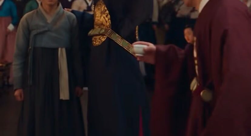 EL PRÍNCIPE REVELÓ QUE LA CAMPESINA ERA SU HERMANA… ¡PERO EL NOBLE SABÍA QUE ELLA DEBÍA ESTAR MUERTA! 😱👑 | PARTE 2″,
