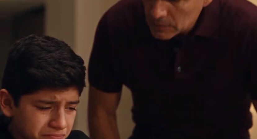 “El padre descubrió cómo trataban a su hijo — Parte 2”,